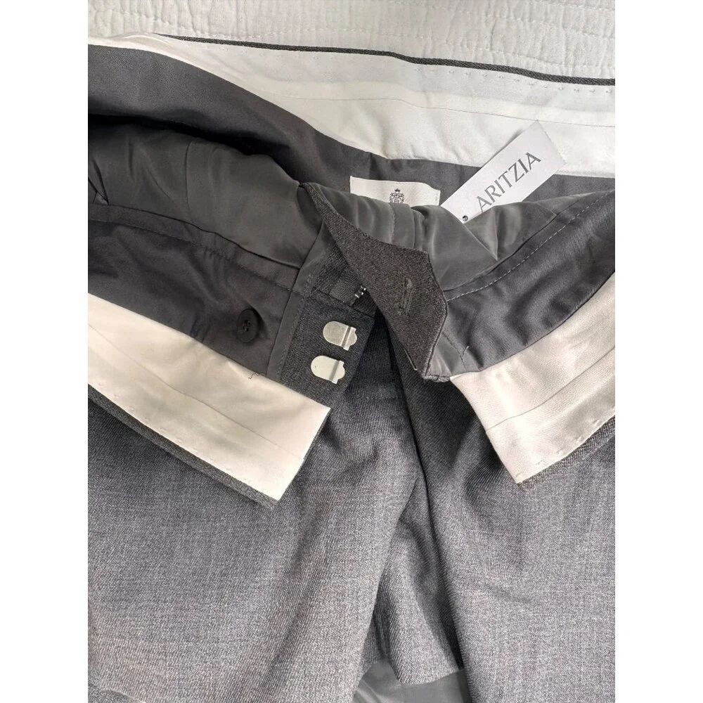 NWT Aritzia Babaton Bureau Grey Fold Over Shorts Woman’s SZ 8 - Picture 7 of 12